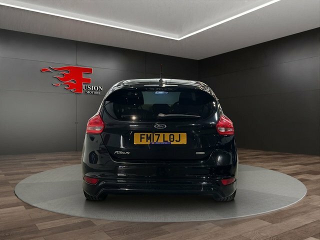 Ford Focus 1.0T Ecoboost St-line Hatchback FM17LOJ Black #6
