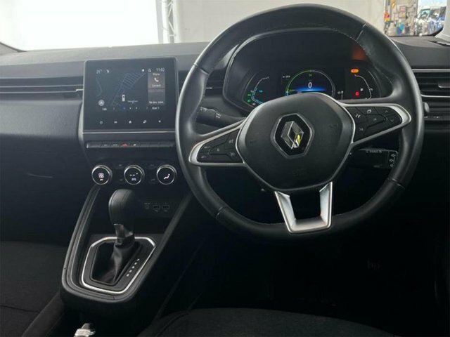 Renault Clio 1.6 E-tech Evolution Hatchback Hybrid A HJ23YGW Orange #4