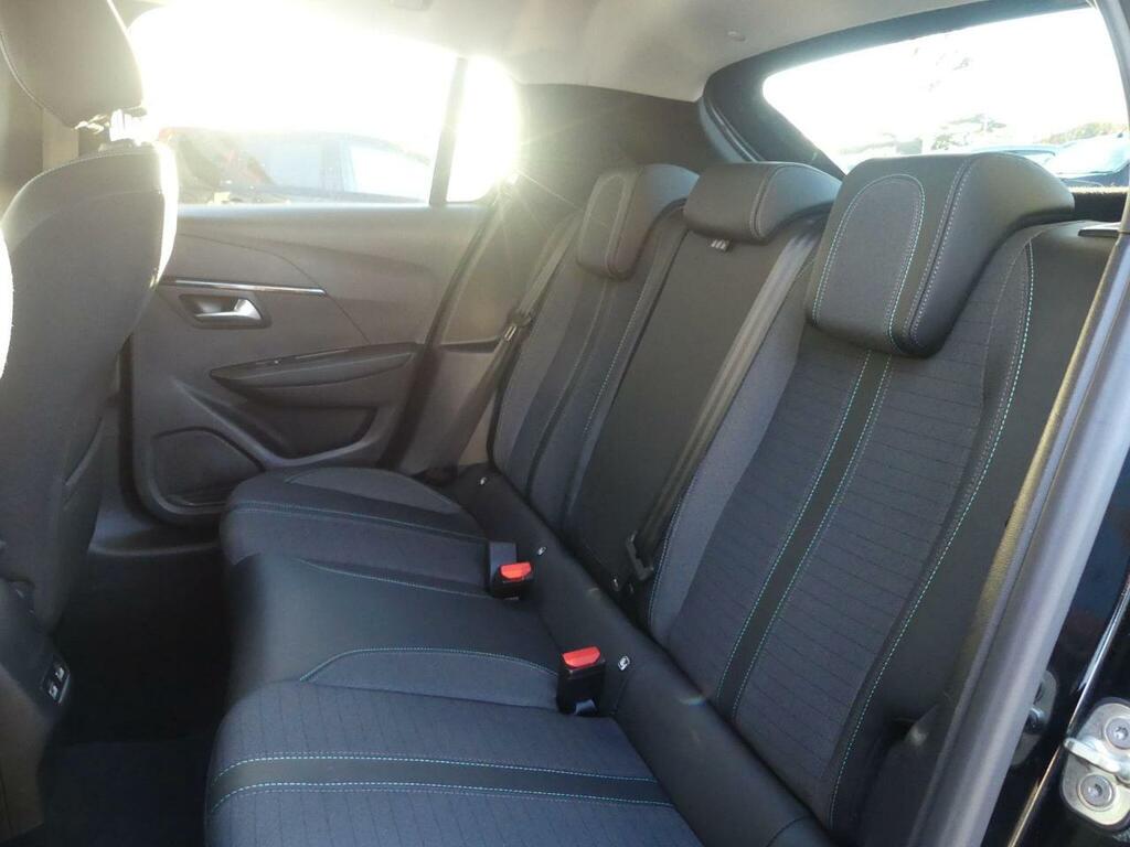 Peugeot 208 1.2 Puretech Allure Premium Euro 6 S S PF22DCO Black #6