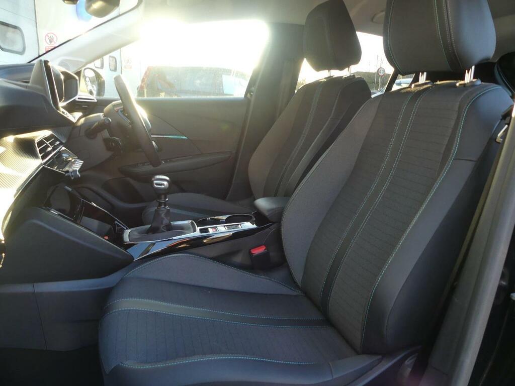 Peugeot 208 1.2 Puretech Allure Premium Euro 6 S S PF22DCO Black #5