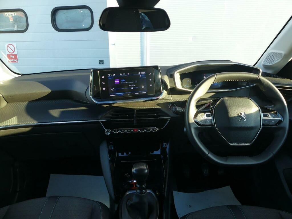 Peugeot 208 1.2 Puretech Allure Premium Euro 6 S S PF22DCO Black #4