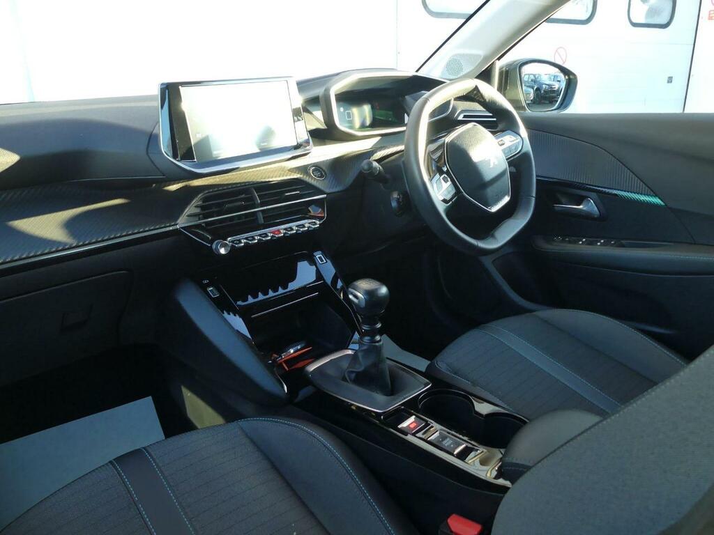 Peugeot 208 1.2 Puretech Allure Premium Euro 6 S S PF22DCO Black #2