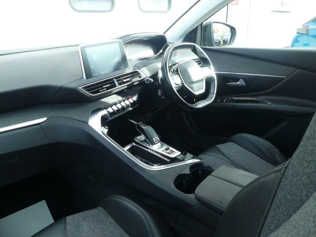 Peugeot 3008 1.5 Bluehdi Allure Eat Euro 6 S S KT18HLO Black #2
