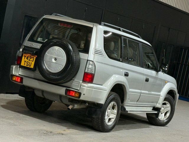 Toyota Land Cruiser Fx D-4d 8Str Blue #51