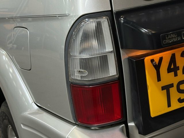 Toyota Land Cruiser Fx D-4d 8Str Blue #22