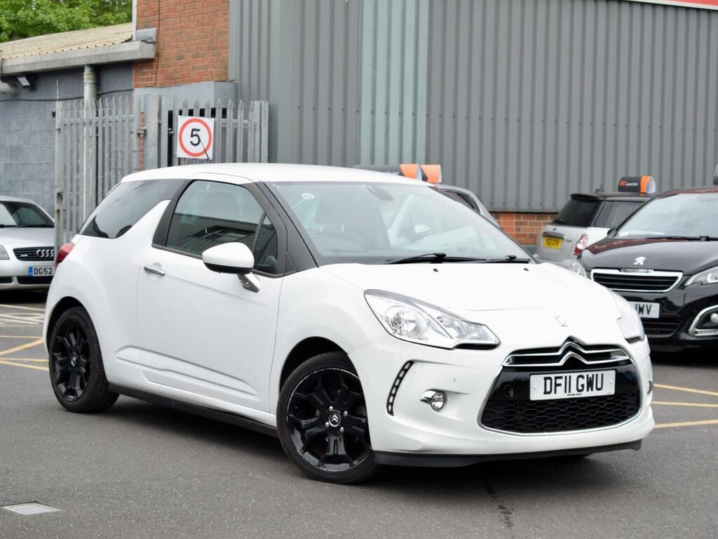 Citroen DS3 Hatchback 1.6 Vti Dstyle Plus Euro 5 201111 White