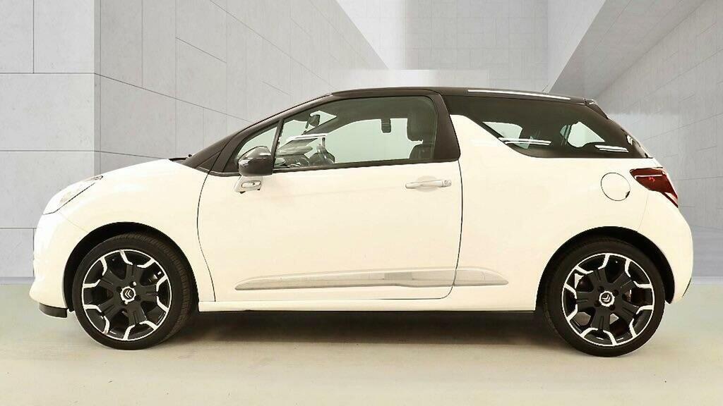 Citroen DS3 Hatchback 1.6 Vti Dstyle Plus Euro 5 201414 White #4