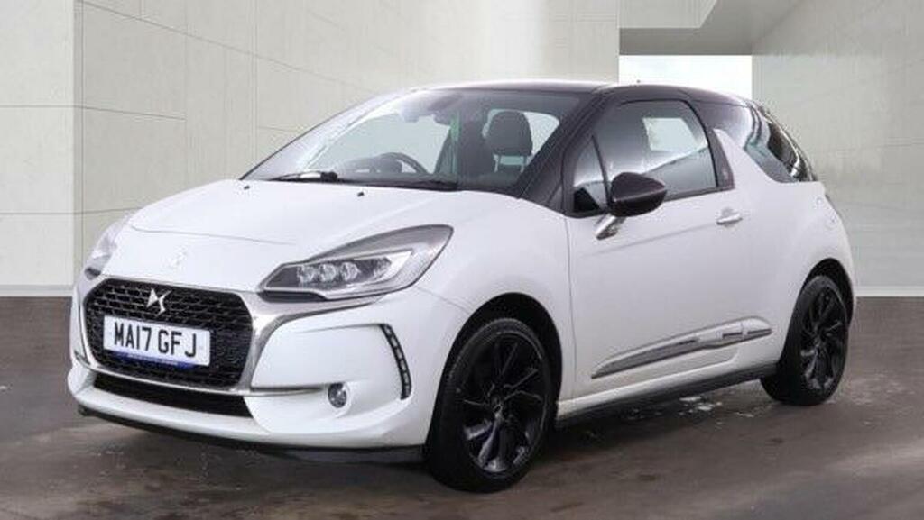 DS DS 3 Hatchback 1.2 Puretech Givenchy Le Makeup Euro 6 MA17GFJ White #3