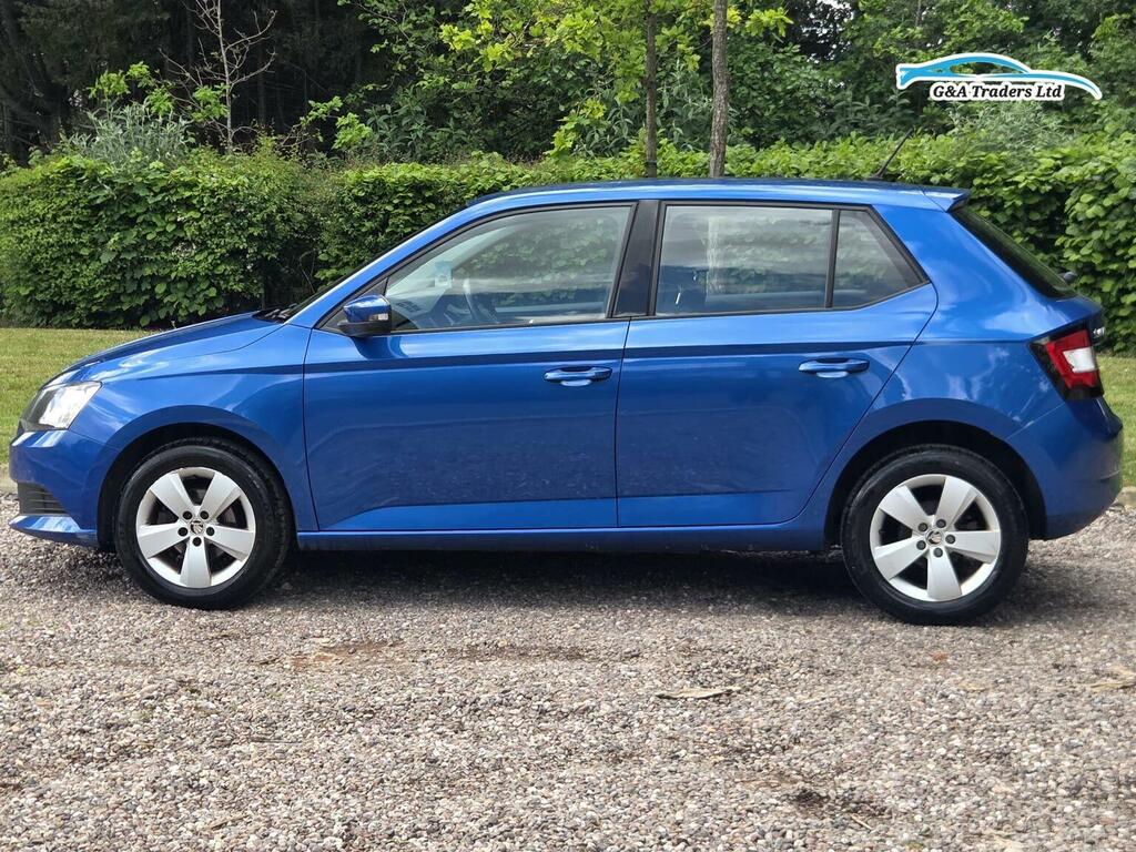 Skoda Fabia 1.4 Tdi Se Euro 6 Ss 201717 YT17EHU Blue #4