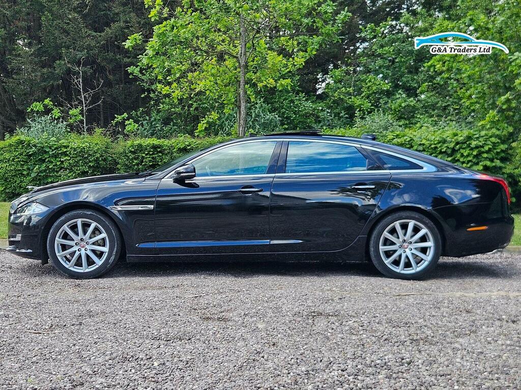 Jaguar XJ 3.0D V6 Luxury Euro 6 Ss Lwb 20166 LJ65HFX Black #4