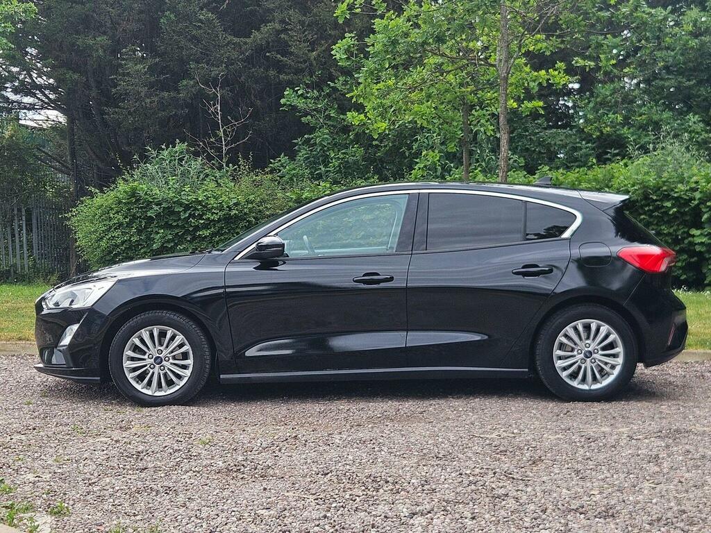 Ford Focus 1.0T Ecoboost Titanium Euro 6 Ss 201919 EY19FCC Black #4