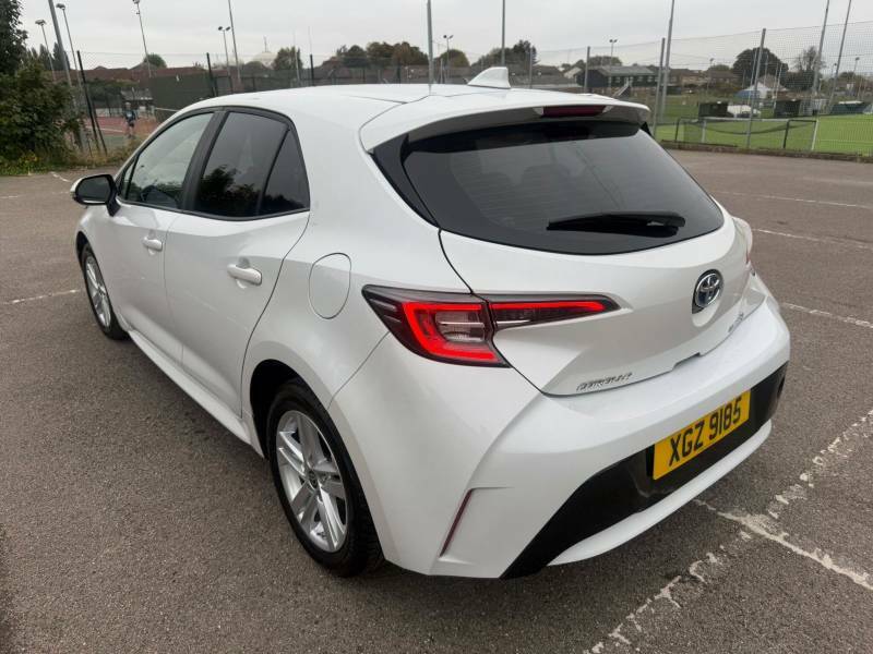 Toyota Corolla 1.8 Vvt-i Hybrid Icon Cvt - 2022 72 XGZ9185 White #4