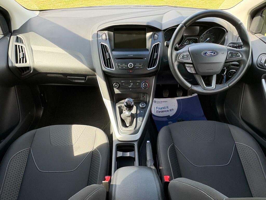 Ford Focus 1.0T Ecoboost Zetec Edition Euro 6 Ss White #2