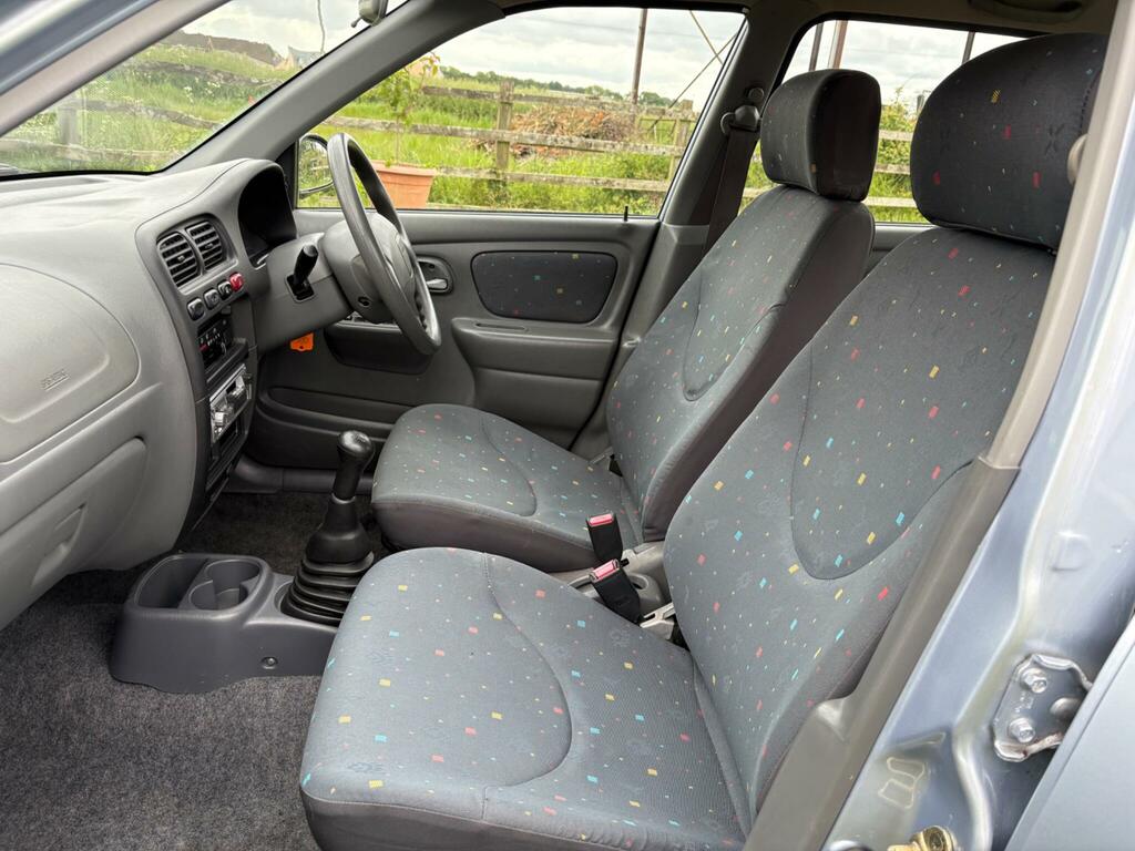 Suzuki Alto 1.1 Gl Silver #12