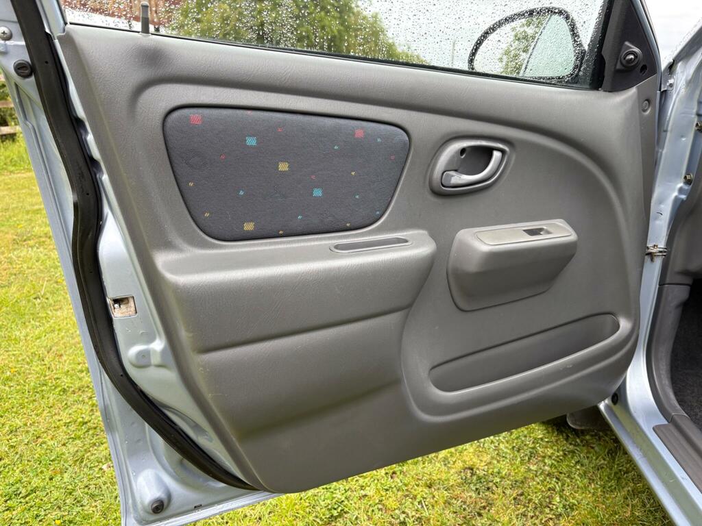 Suzuki Alto 1.1 Gl Silver #18