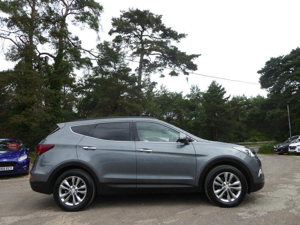 Hyundai Santa Fe Suv 2.2 Crdi Premium Awd 201717 EJ17PPV Silver #3