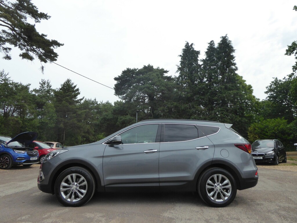 Hyundai Santa Fe Suv 2.2 Crdi Premium Awd 201717 Silver