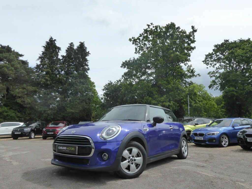 Mini Hatch Hatchback Cooper Classic 1.5 202121 Blue