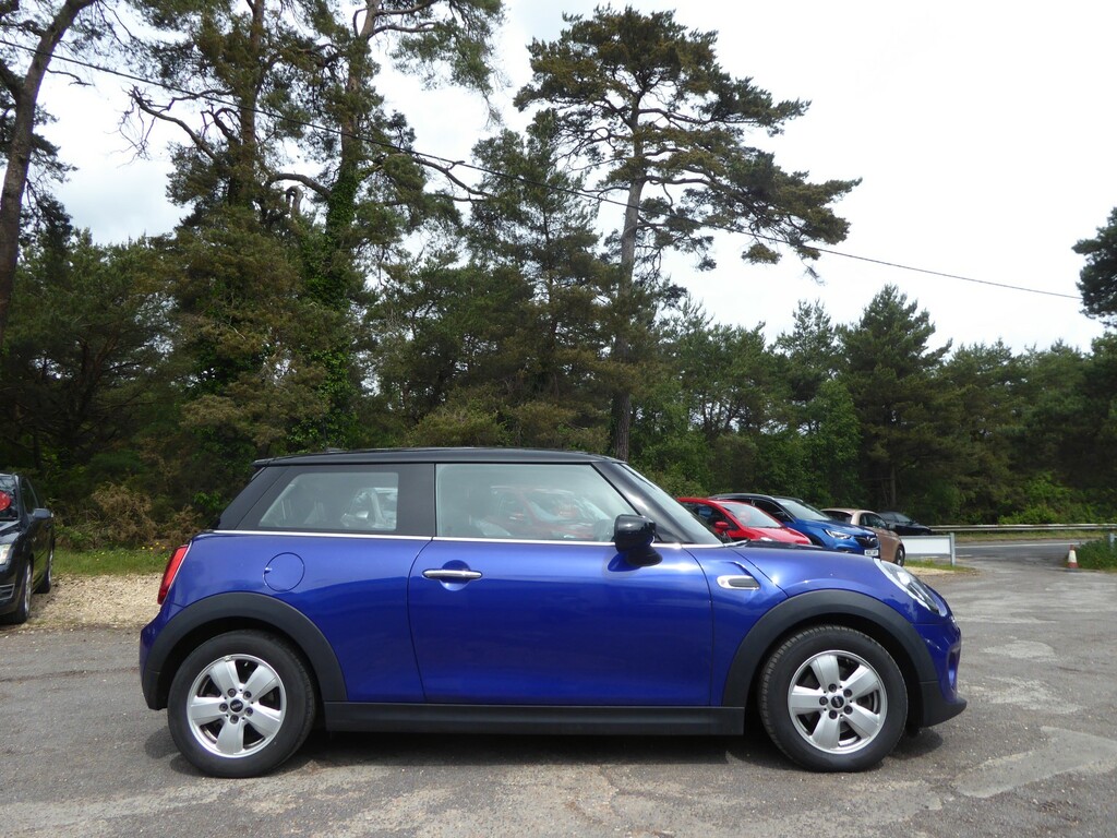 Mini Hatch Hatchback Cooper Classic 1.5 202121 EU21ZSD Blue #5