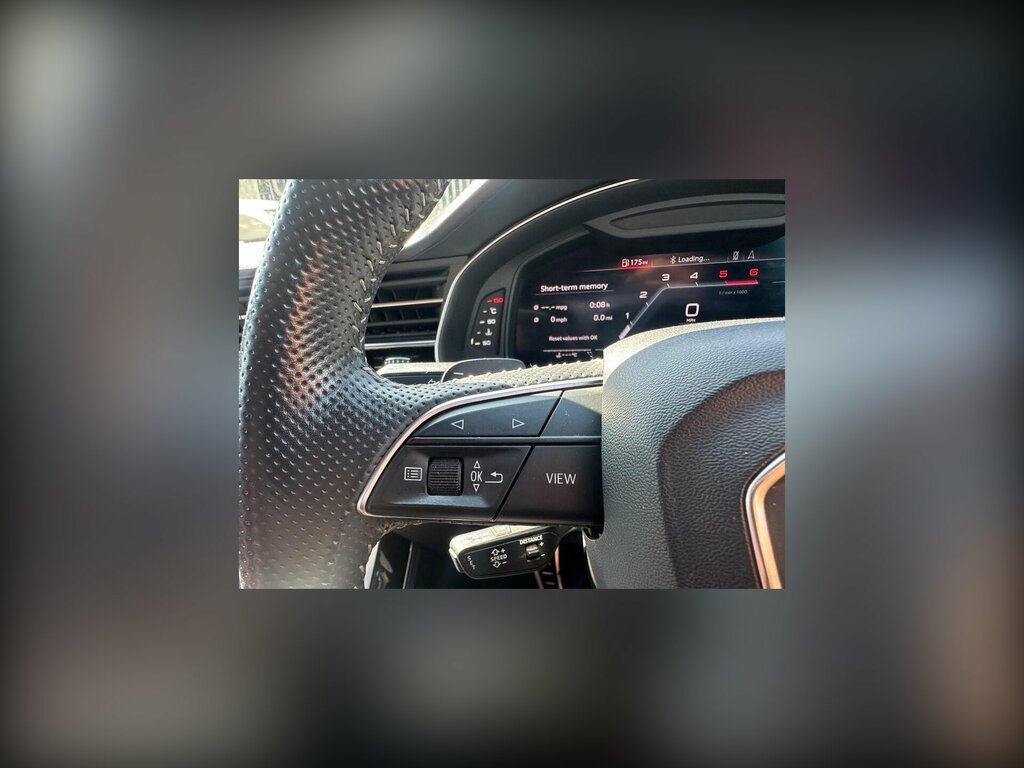 Audi SQ7 4L Vorsprung Black #34