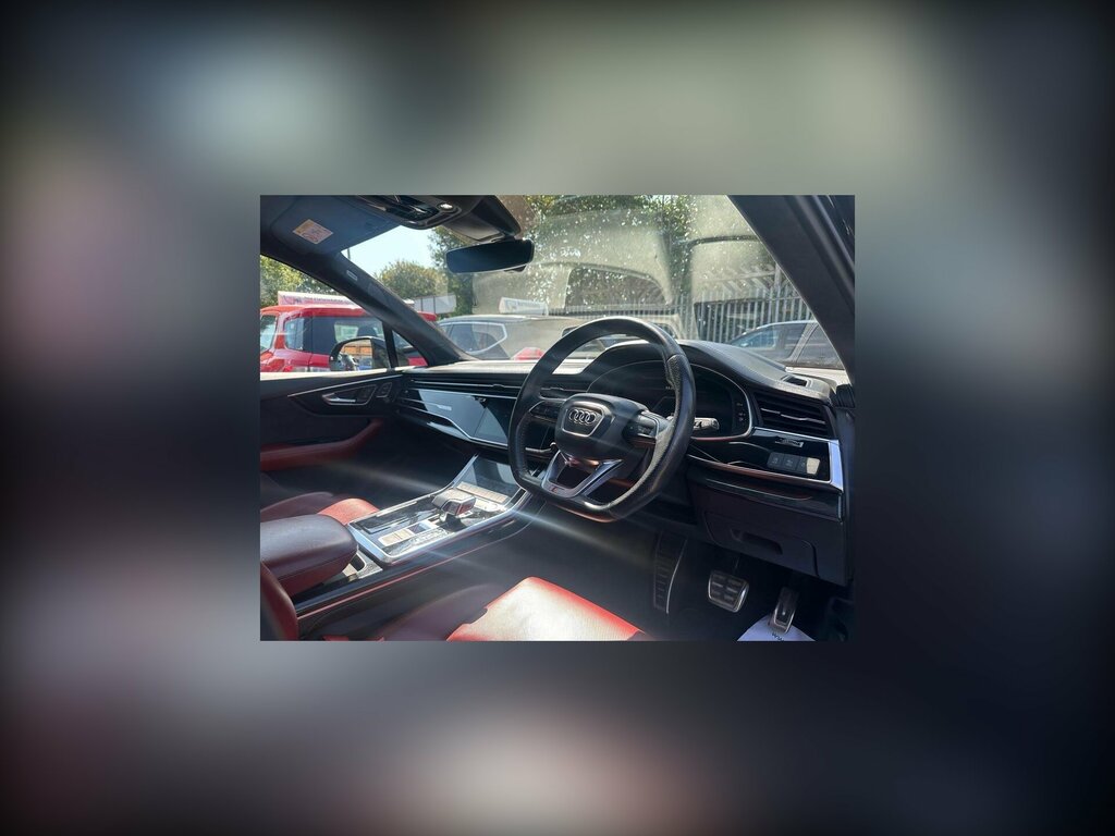 Audi SQ7 4L Vorsprung Black #25