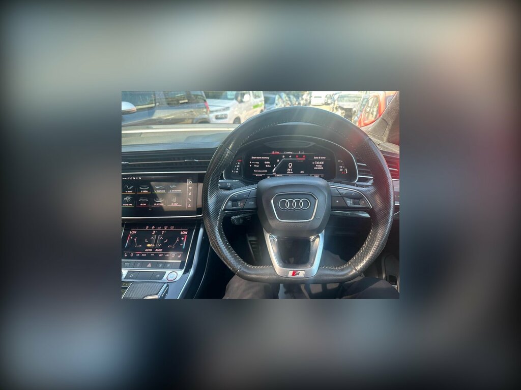 Audi SQ7 4L Vorsprung Black #27