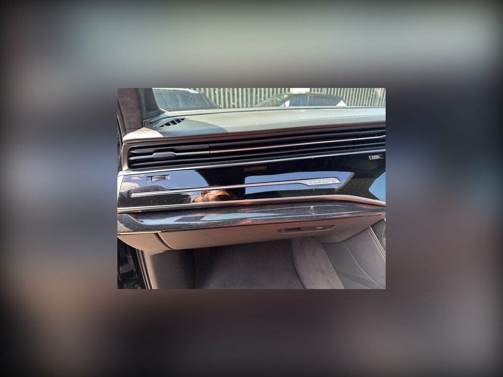 Audi SQ7 4L Vorsprung Black #12