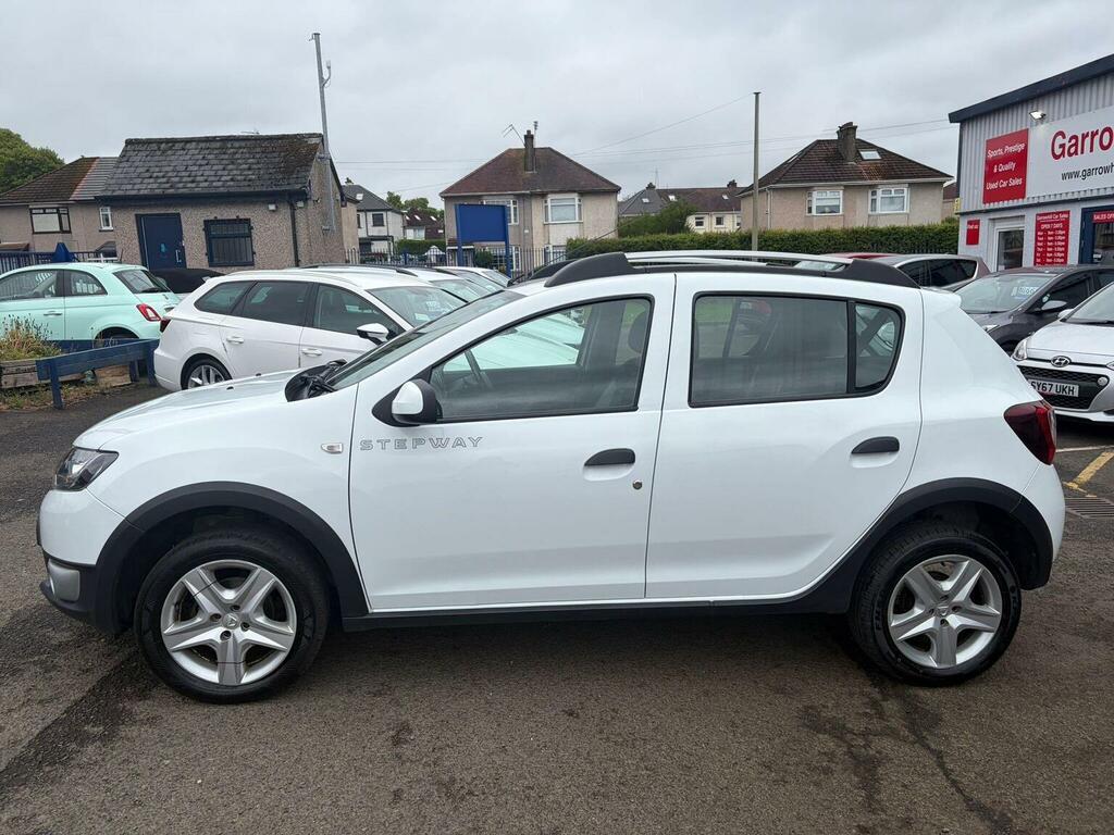 Dacia Sandero Stepway Hatchback 1.5 Dci Laureate Euro 5 201464 SB64ZBD White #2