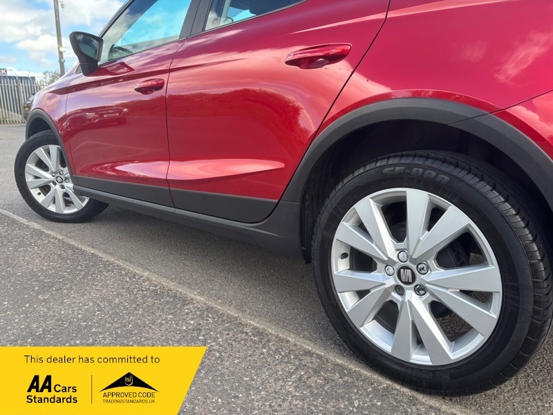 Seat Arona 1.0 Tsi Se YT20BZM Red #3