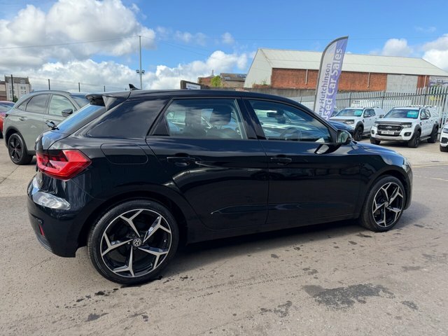 Audi A1 1.0 Tfsi 25 Sport Sportback Euro CMZ4451 Black #3