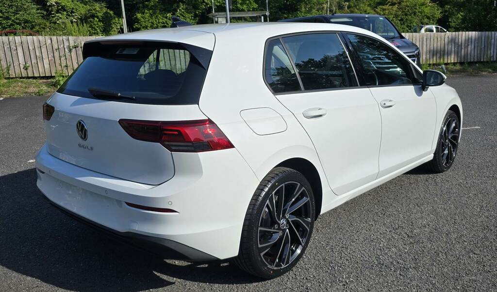Volkswagen Golf 1.0 Tsi Life GK22KCF White #3