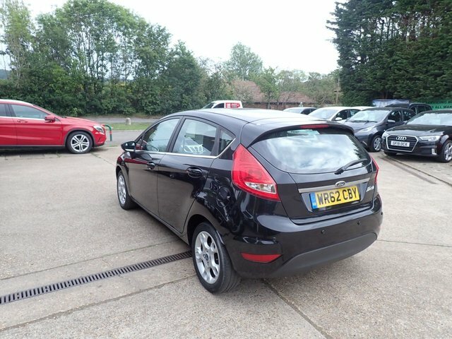 Ford Fiesta Zetec Black #5