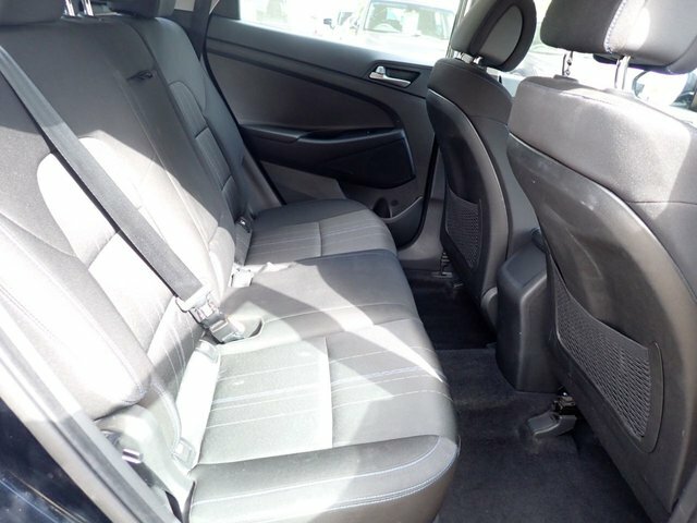 Hyundai Tucson Suv EF17CWC Black #6