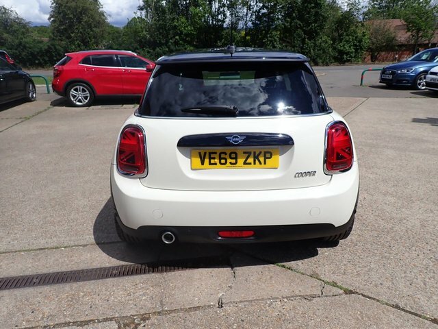Mini Hatch Hatchback VE69ZKP White #4