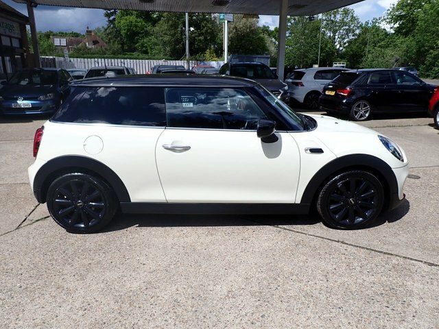 Mini Hatch Hatchback VE69ZKP White #2