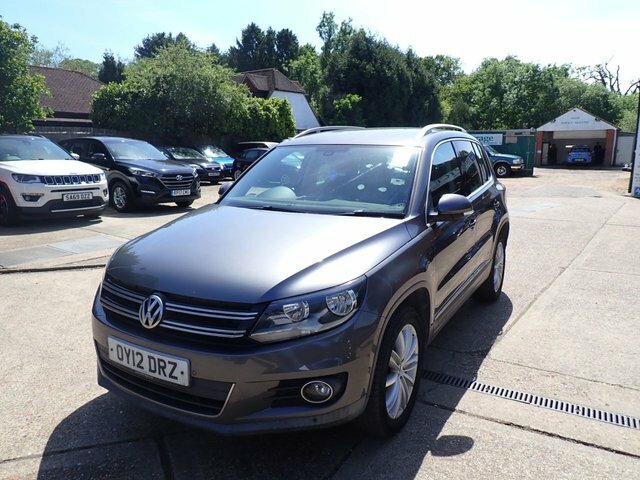 Volkswagen Tiguan Suv OY12DRZ Grey #4