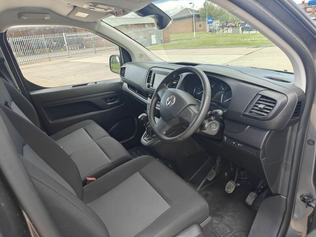 Vauxhall Vivaro 1.5 Turbo D 2700 Pro Panel Van 6Dr L DN73KGV Grey #3
