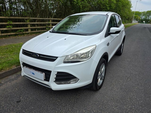 Ford Kuga Tdci Zetec Suv NV14VOF White #4