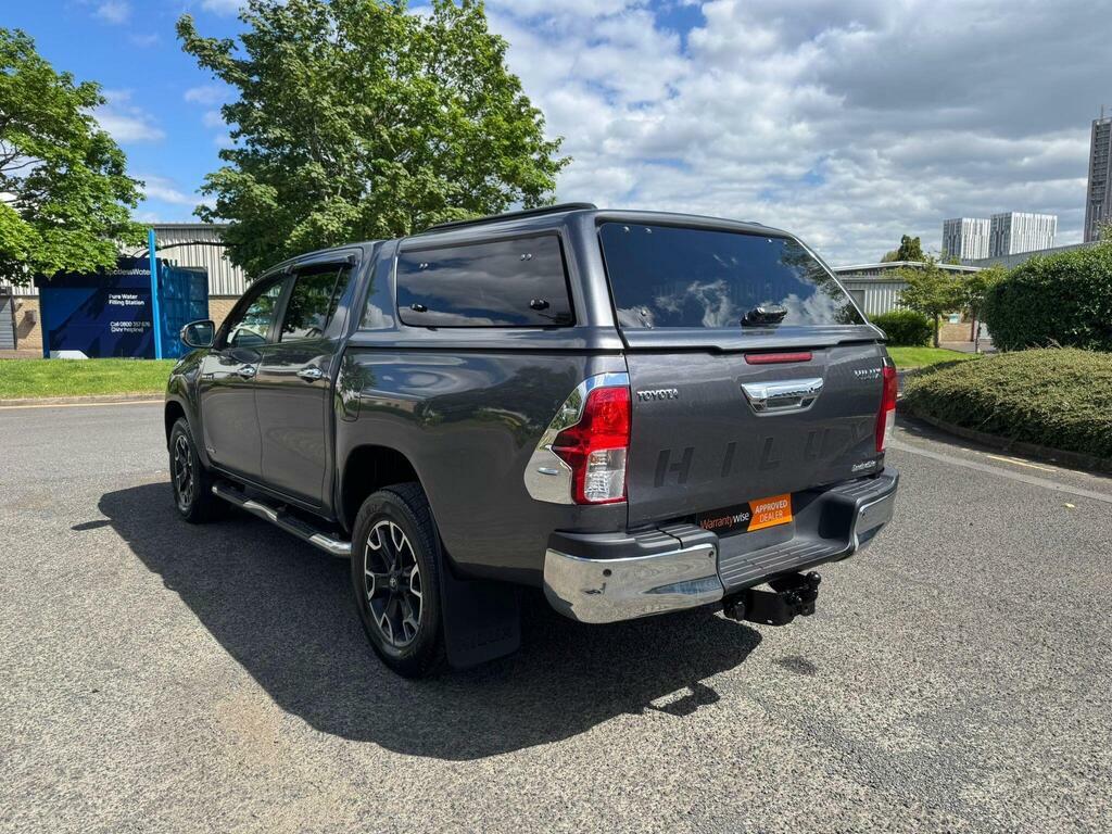 Toyota HILUX 2.4 D-4d Invincible X Pickup Double Cab Grey #6
