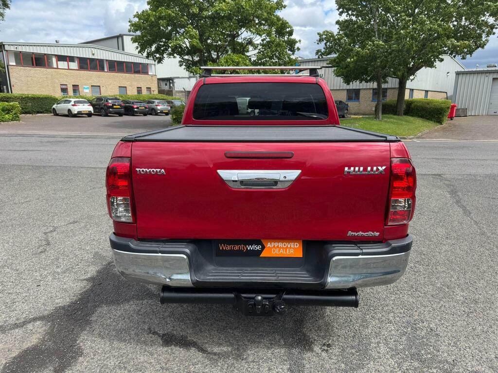 Toyota HILUX 2.4 D-4d Invincible 4Wd Euro 6 Red #6