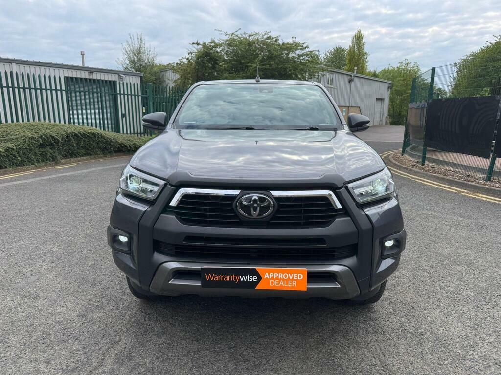 Toyota HILUX 2.8 D-4d Invincible X 4Wd Euro 6 S S Grey #2