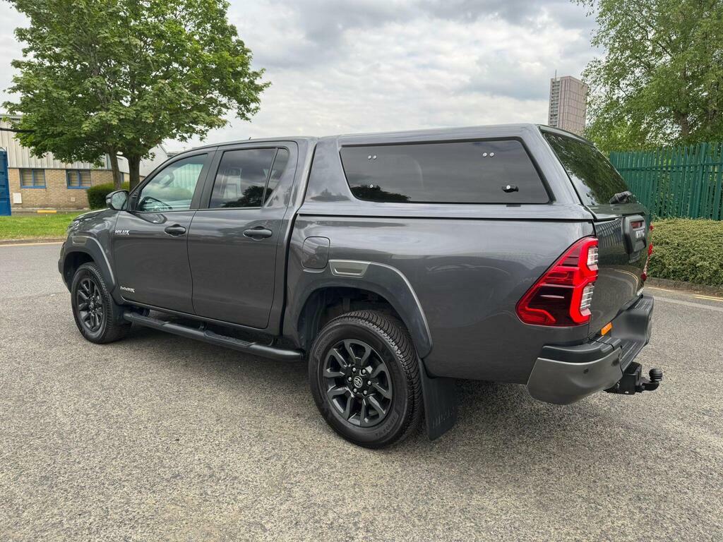 Toyota HILUX 2.8 D-4d Invincible X 4Wd Euro 6 S S Grey #6