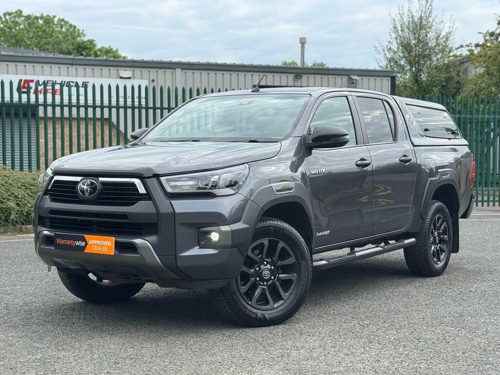 Toyota HILUX 2.8 D-4d Invincible X 4Wd Euro 6 S S Grey #3