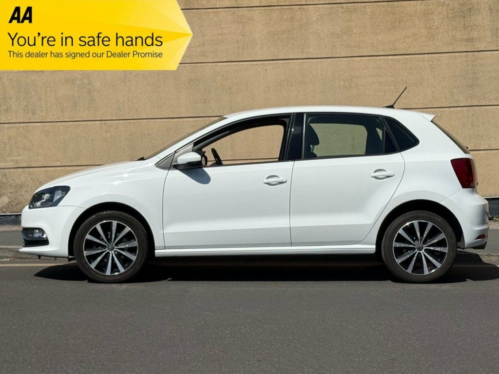Volkswagen Polo 1L Se GK64TFX White #4