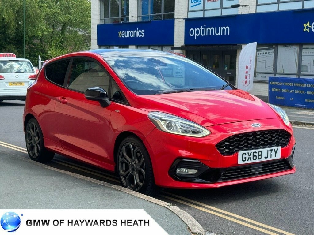 Ford Fiesta 1L St-line Red
