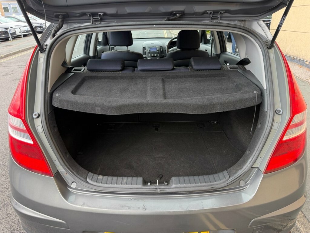 Hyundai I30 Style Black #11