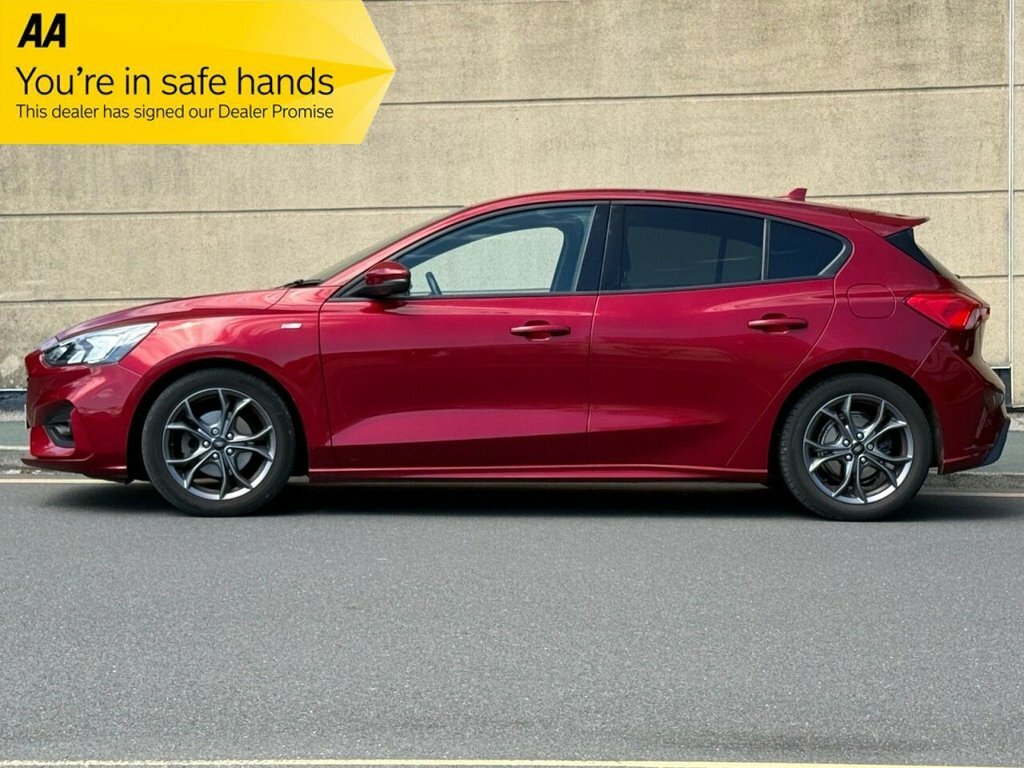 Ford Focus 1L St-line RX19UTB Red #2