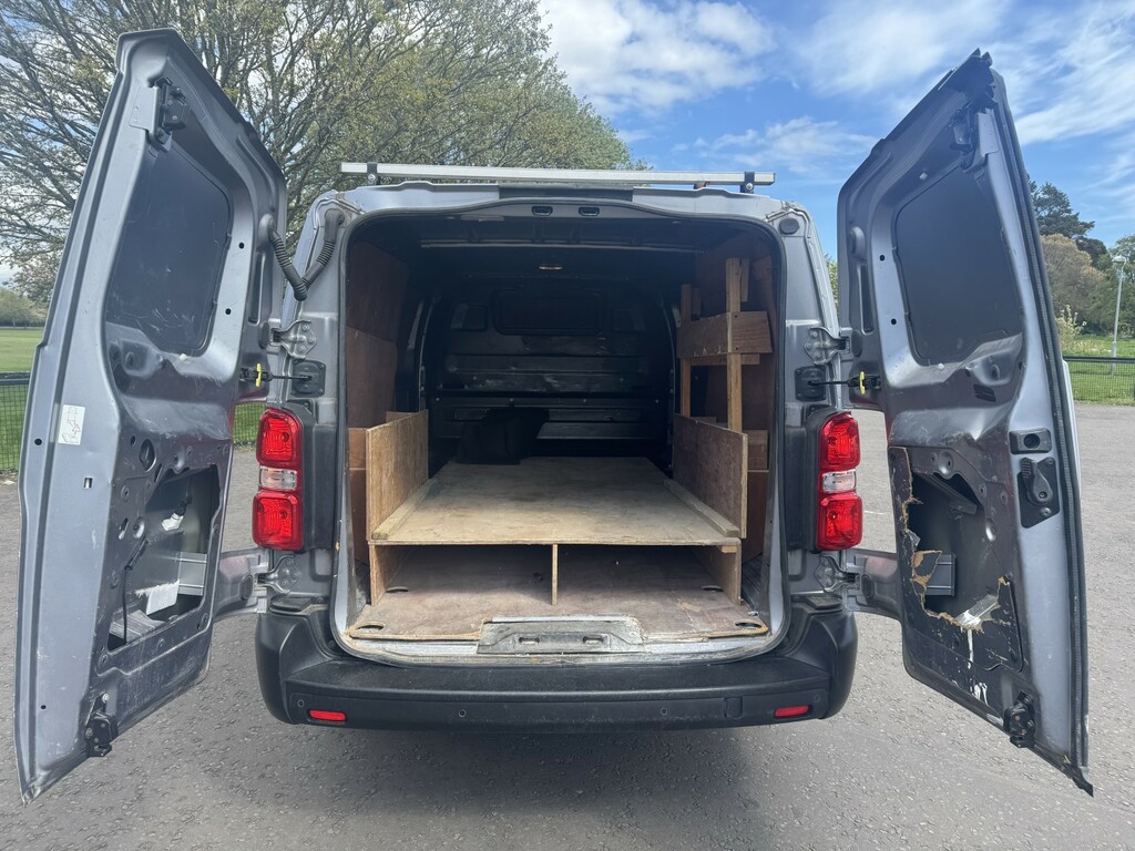 Vauxhall Vivaro Panel Van 1.5 Turbo D 2900 Dynamic 201969 DL69KYP Grey #4