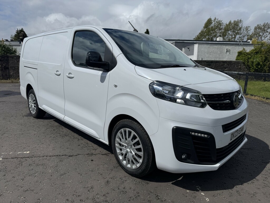 Vauxhall Vivaro Panel Van 1.5 Turbo D 2900 Pro 202323 White