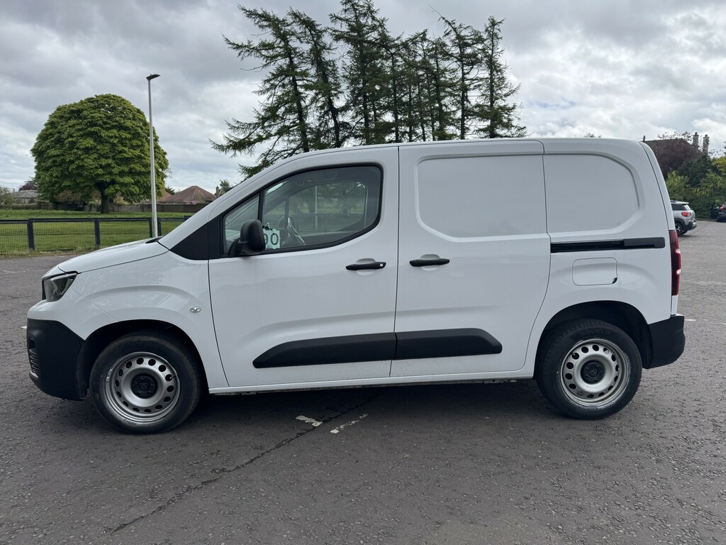 Peugeot Partner Panel Van 1.5 Bluehdi 1000 Professional Premium MH73TKX White #4